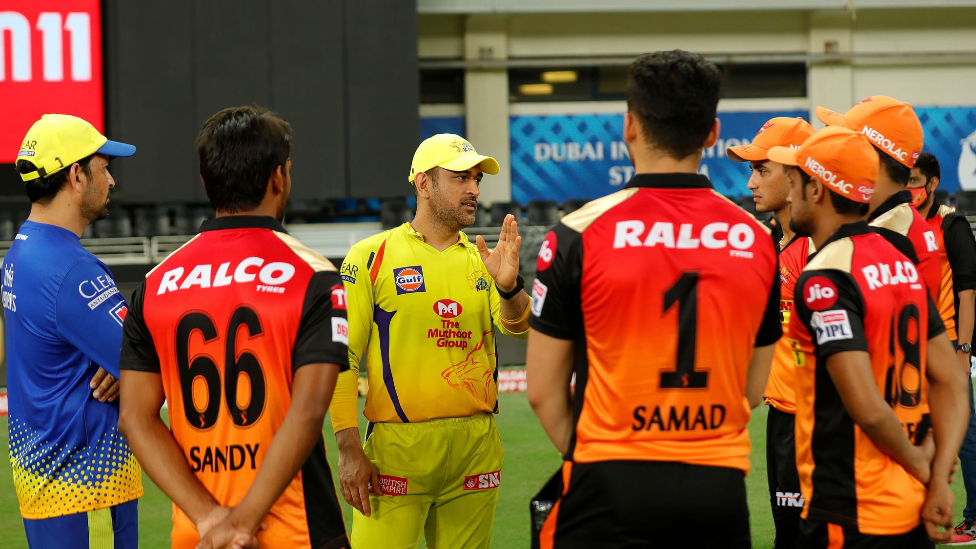 MS Dhoni wins hearts after he’s seen sharing tips with young players from the Sunrisers Hyderabad side.