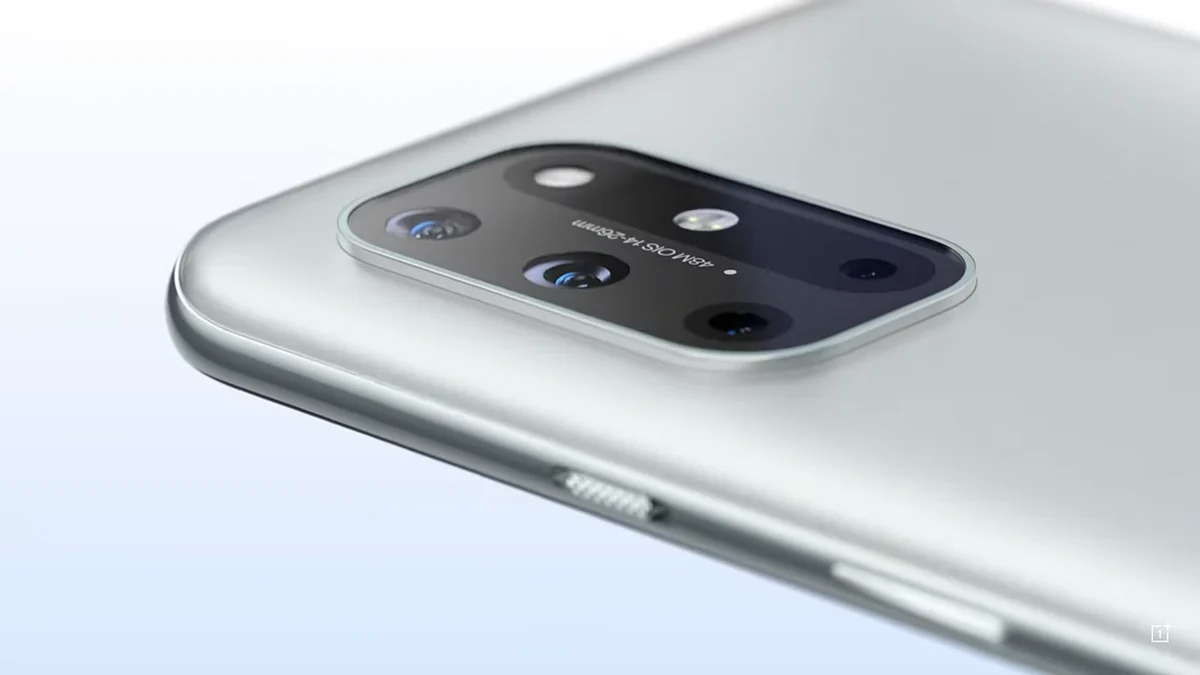 OnePlus 8T With 120Hz Display Launched in India Starting Rs 42,999