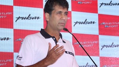 rajiv bajaj son