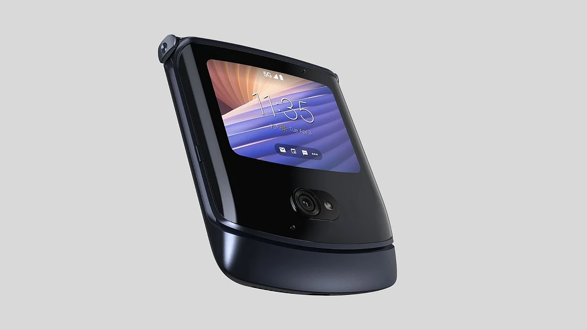The Razr 5G is exceptionally sleek and compact, and has an eye-catching ultra-premium design.