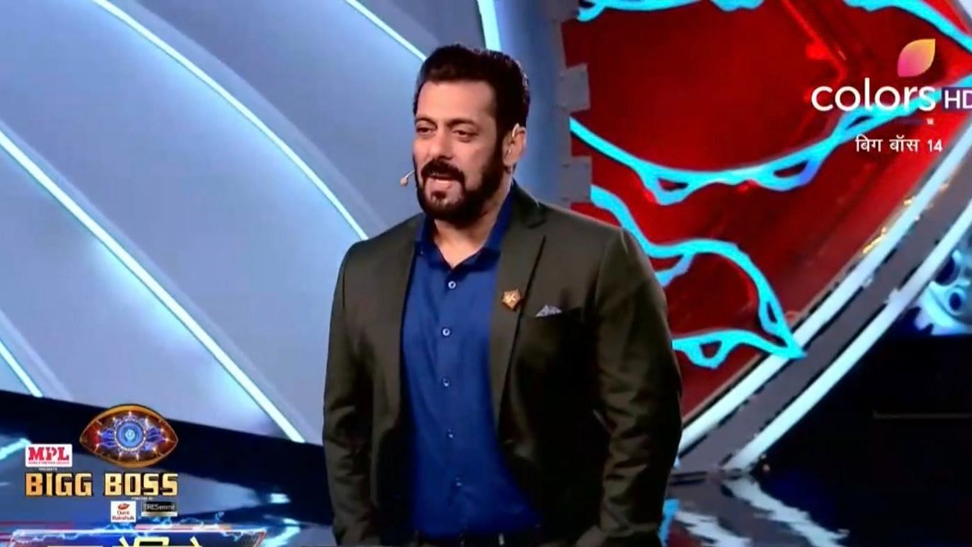 Salman reveals next week is Bigg Boss 14 finale.