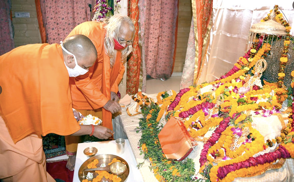 CM Adiyanath, also according to IANS, performed the ‘Rajtilak’ (anointment) of Lord Ram.