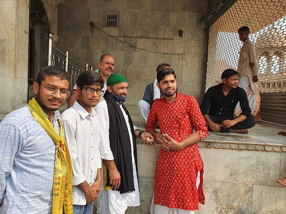 Khudai Khidmatgar members were on their yatra from 24 to 29 October, visiting several temples in the Braj area of Uttar Pradesh to promote communal harmony. 