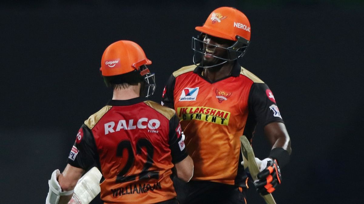 Williamson-Holder Win It for SRH, Twitter Reacts as They Beat RCB