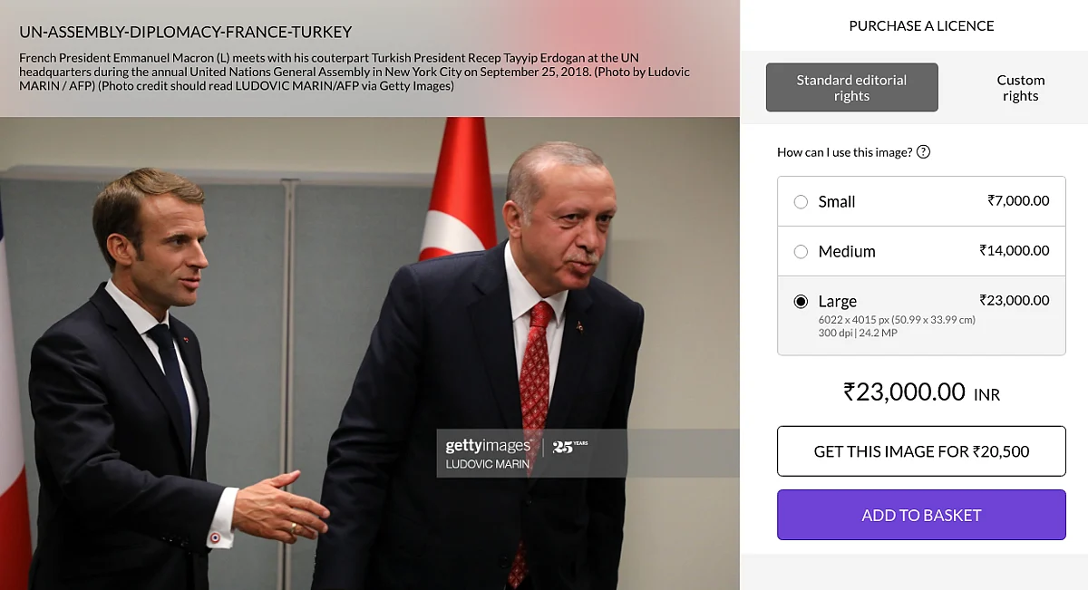 Old Pic Used to Claim Erdogan Refused to Shake Hands With Macron
