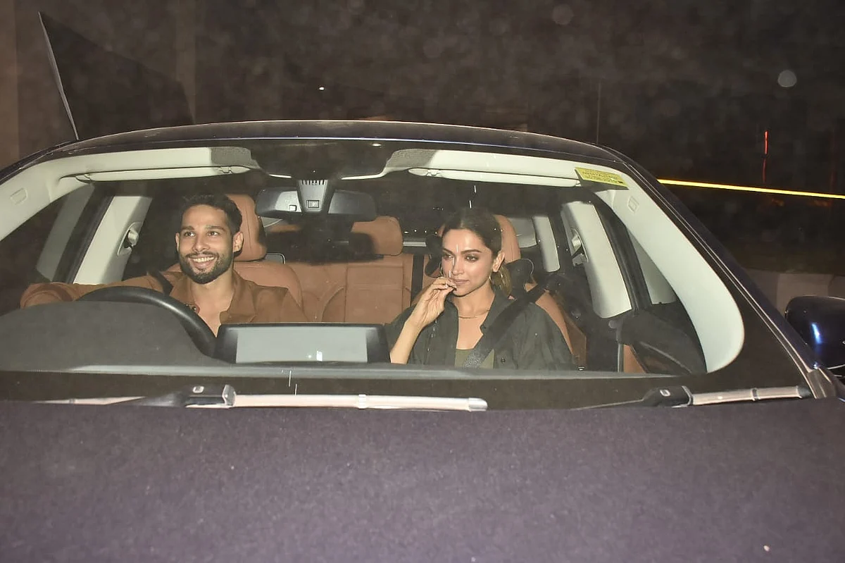 Deepika and Siddhant outside a studio in Bandra.