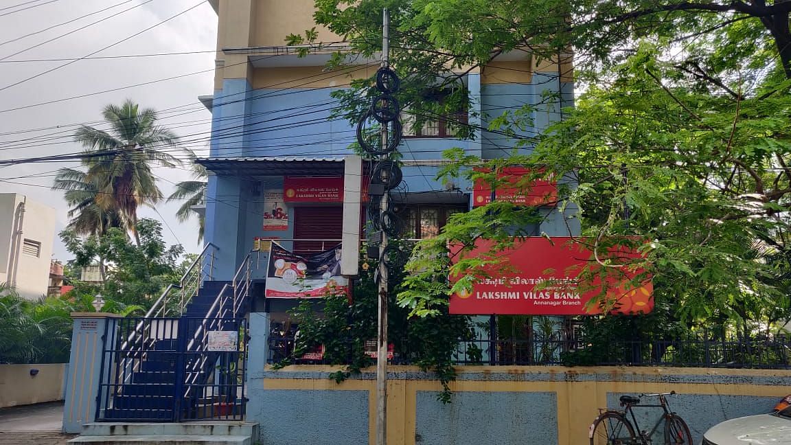 The Lakshmi Vilas Bank outside Anna Nagar in Chennai wears a deserted look a day after the RBI imposed a month-long moratorium on the bank.