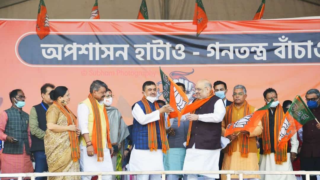 Suvendu Adhikari and eight rebel leaders join BJP.