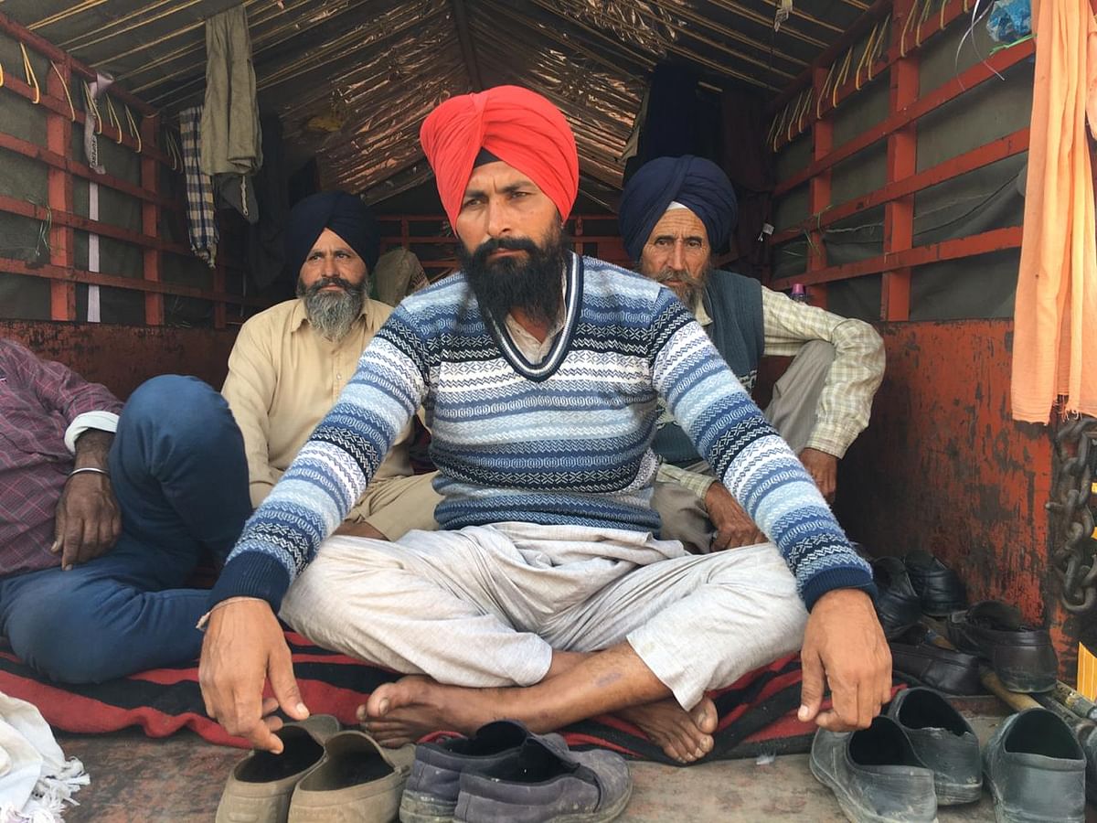 At the Singhu border, The Quint spoke to a motley group of people who are part of the protests against farm laws. 