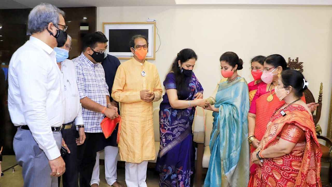 Actor-turned-politician Urmila Matondkar joined the Shiv Sena on Tuesday, 1 December, in the presence of party president Uddhav Thackeray.