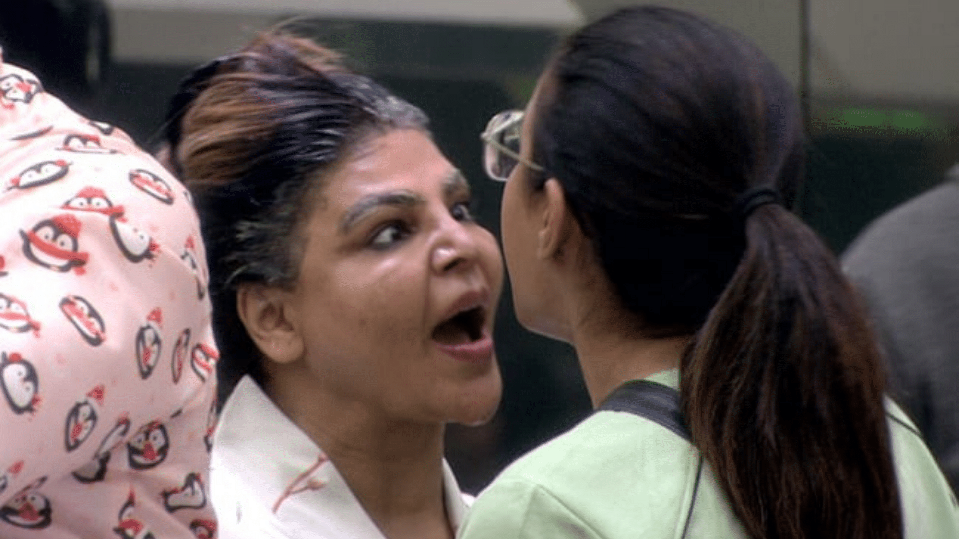 Rakhi Sawant and Jasmin Bhasin get into a fight on <i>Bigg Boss 14</i>.