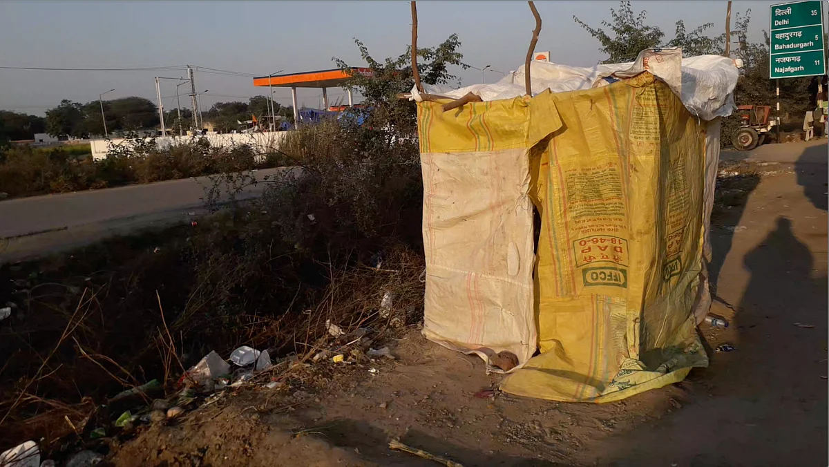 Protesting farmers have made makeshift toilet.