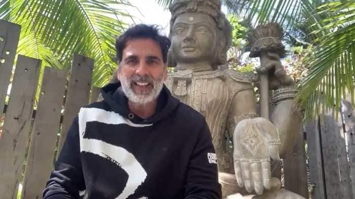 Akshay Kumar requests fans to contribute to construction of Ram Mandir. 