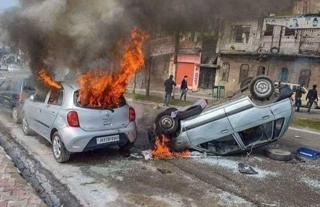 Pictures From Pulwama Attack Shared As ‘Latest Images From Delhi’