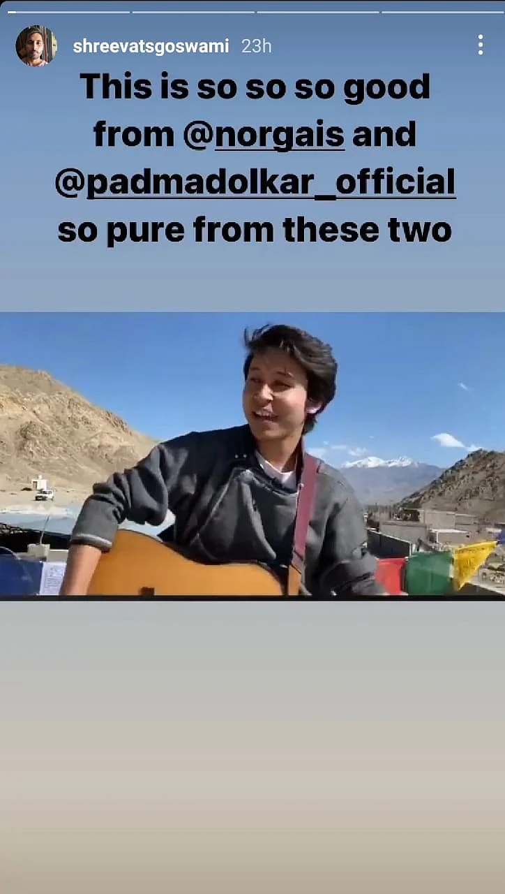 Watch: Soulful Rendition of 'Sandese Aate Hai' By Ladakhi Singers