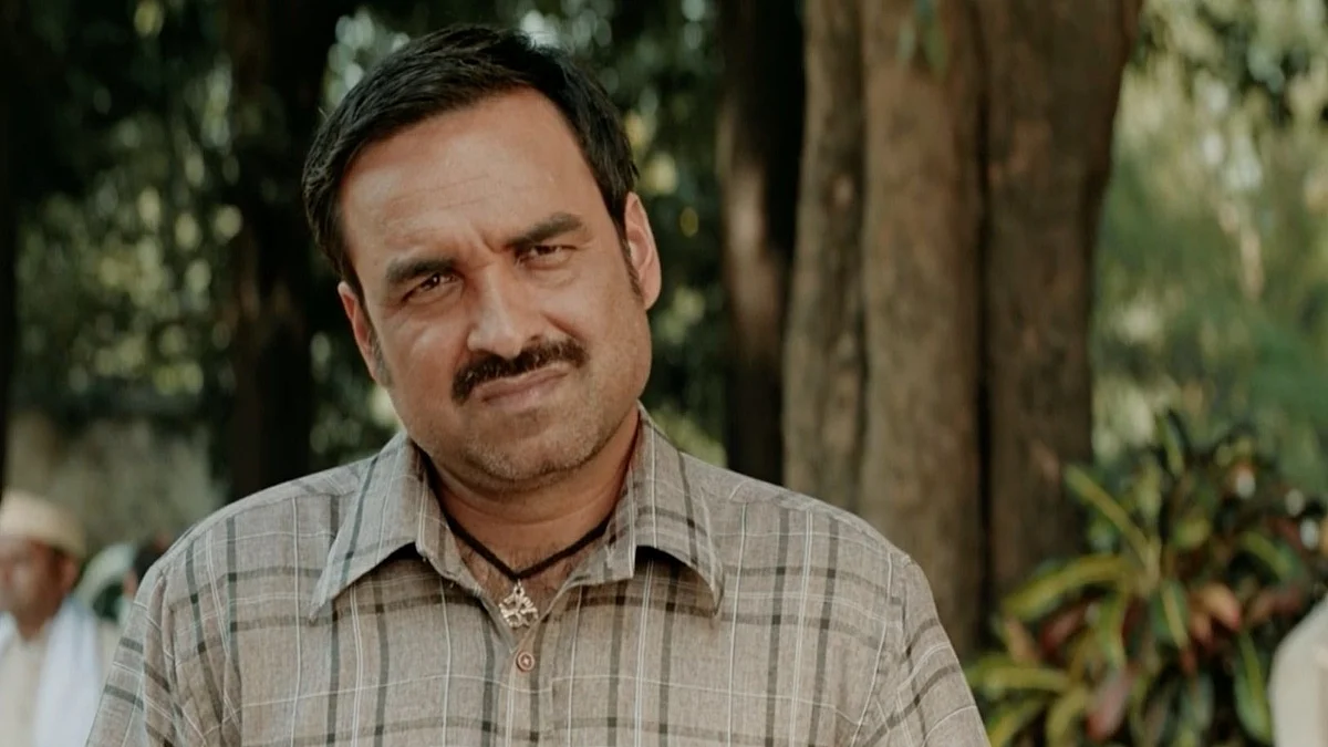 Pankaj Tripathi does a stellar job in <i>Kaagaz.</i>