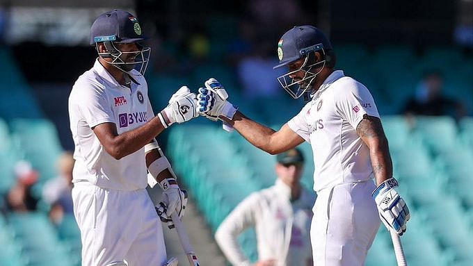 R Ashwin and Hanuma Vihari during their defiant 6th wicket stand against Australia at SCG.&nbsp;