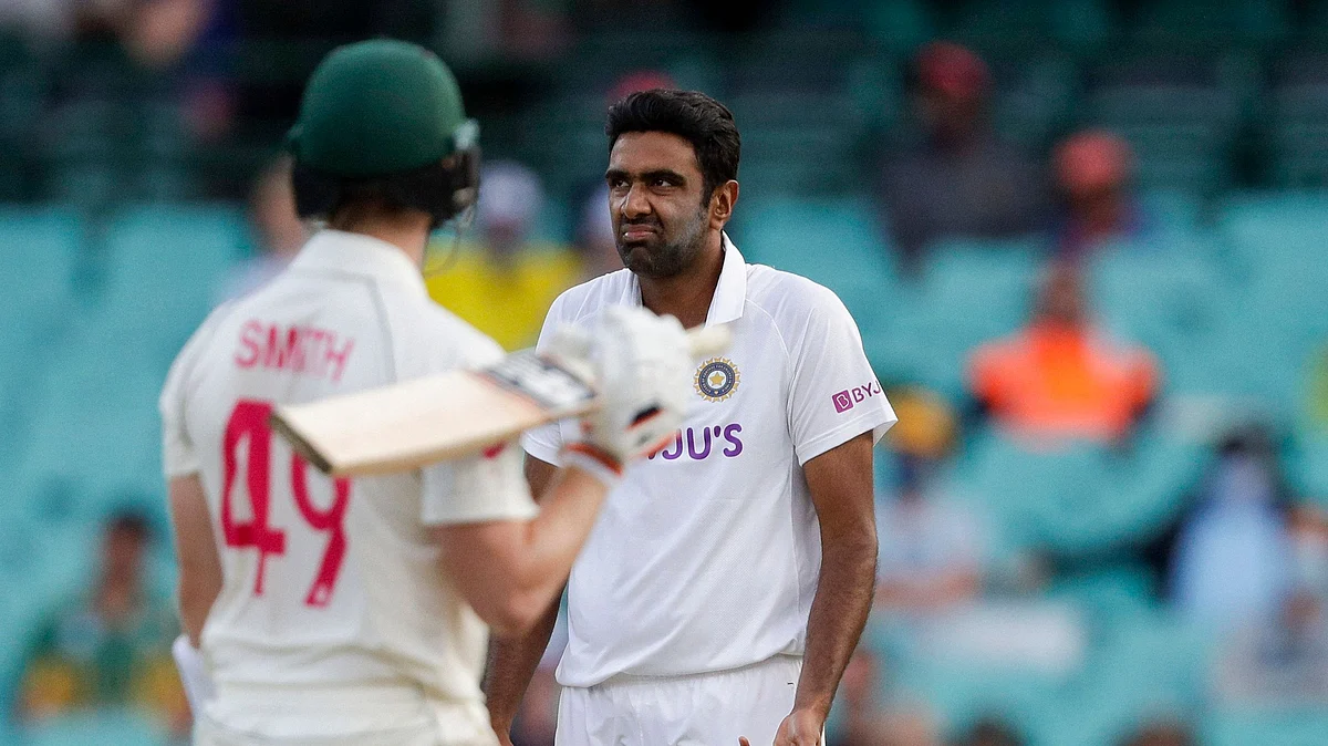 Steve Smith and R Ashwin on Day 1 on at the SCG. 