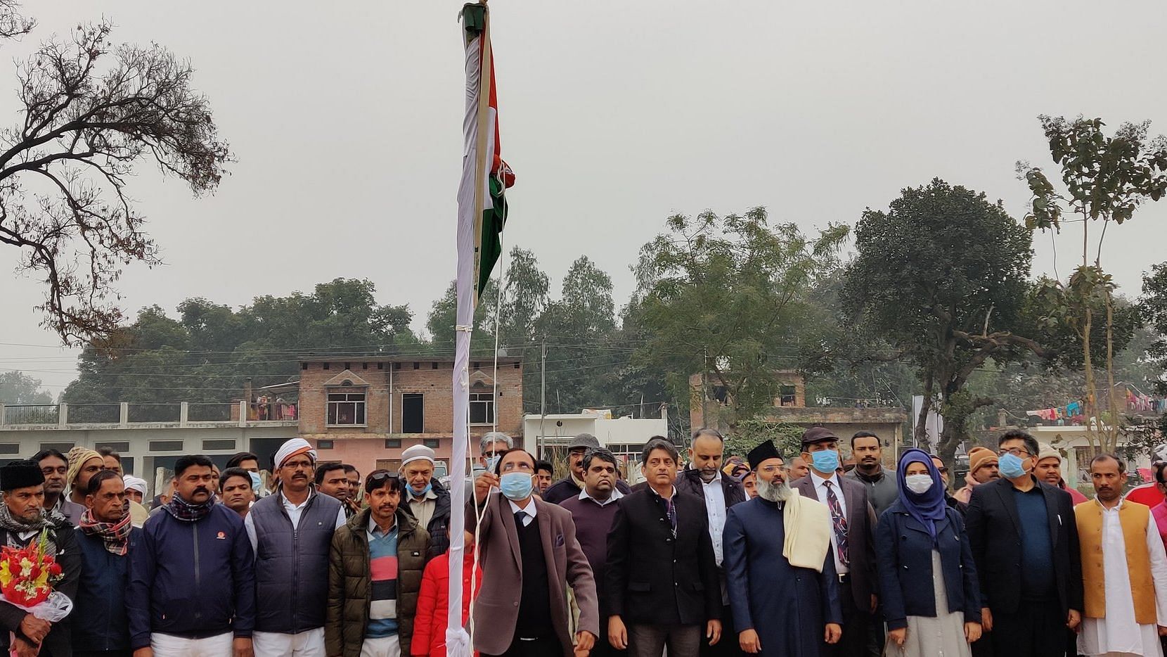 The national flag was hoisted at 8.45am by theChief Trustee of IICF, Mr Zufar Ahmad Farooqi.