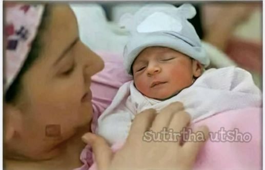 Old & Unrelated Images Viral as ‘Virat-Anushka’s Newborn Baby’