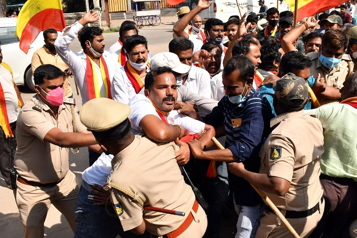 KRV leaders get arrested while staging Chakka Jam on 6 February