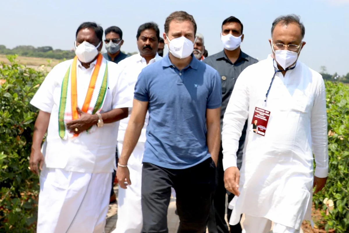 Congress leader Rahul Gandhi with Puducherry Chief Minister V Narayanasamy and other Congress leaders.