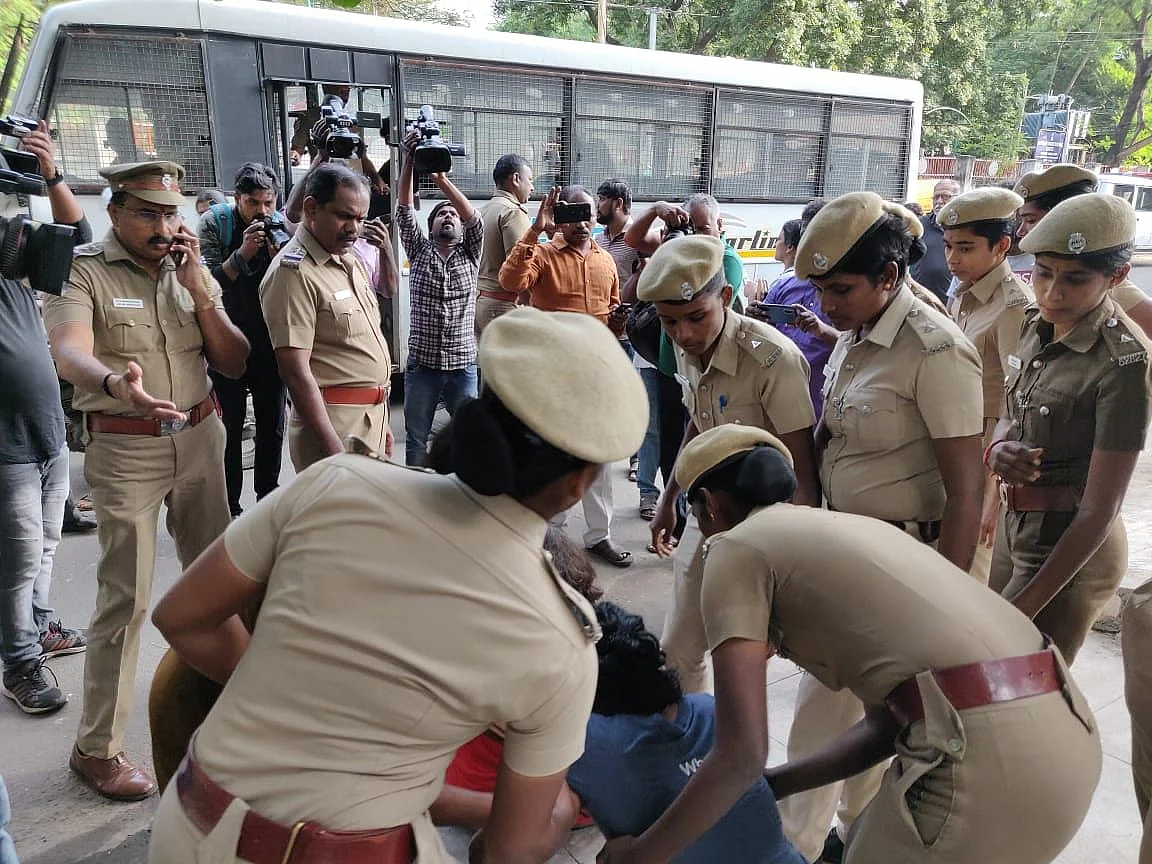 Eight people, including five women, were detained briefly by Chennai police on Sunday, 29 December, for drawing <em>kolam</em> <em>(rangoli) </em>outside people’s houses with anti-CAA slogans.