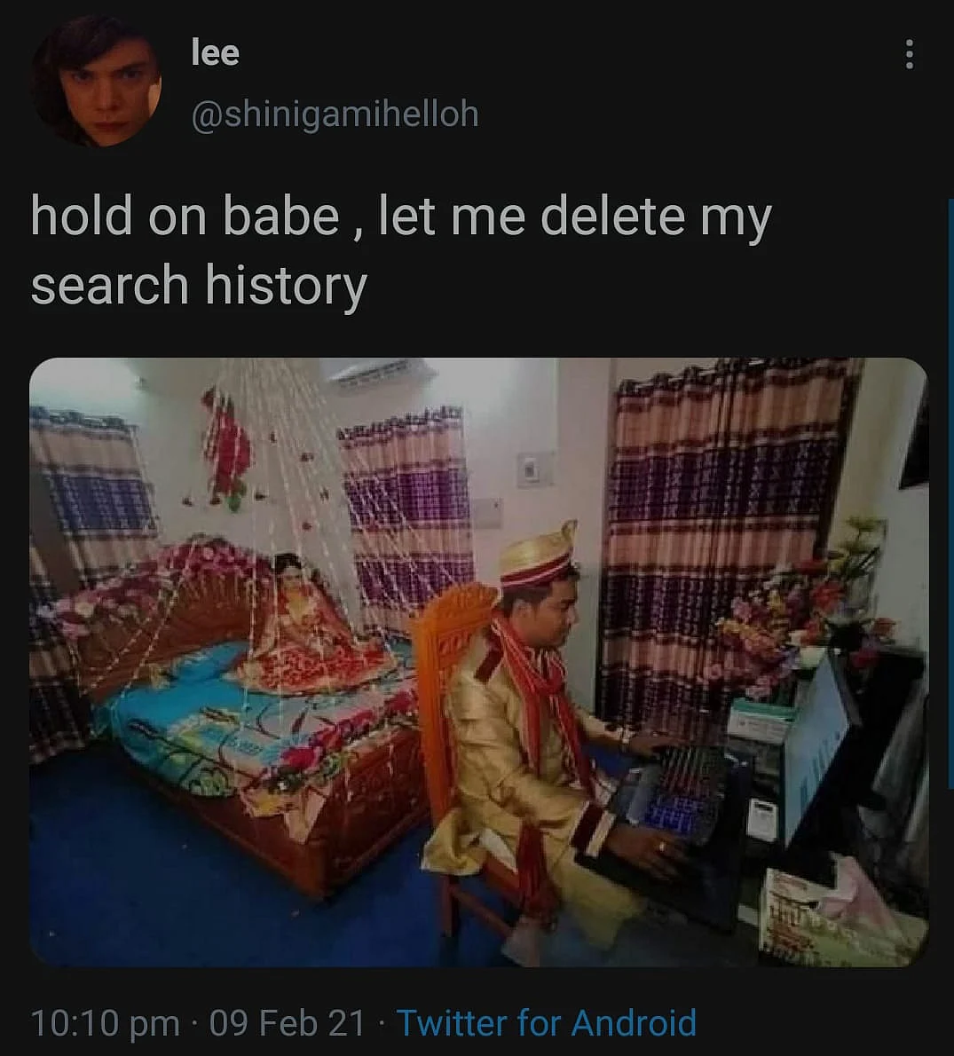 Pic of Groom Glued to Computer as Bride Waits Leads to Funny Memes