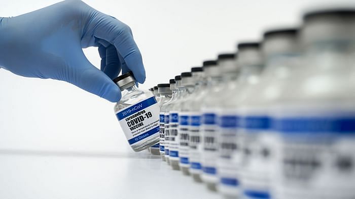 FDA, CDC Urge US to Pause J&J Vaccine Over Rare Blood Clot Concern