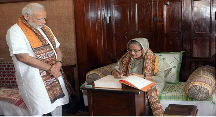 Cong MP Makes False Claims About Shah Sitting on Tagore’s Chair