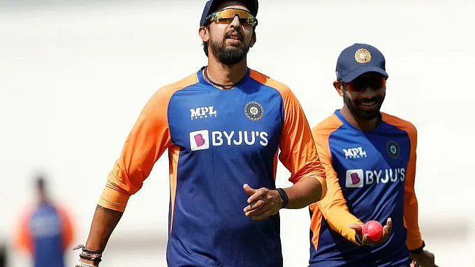 Jasprit Bumrah and Ishant Sharma during a training session. 