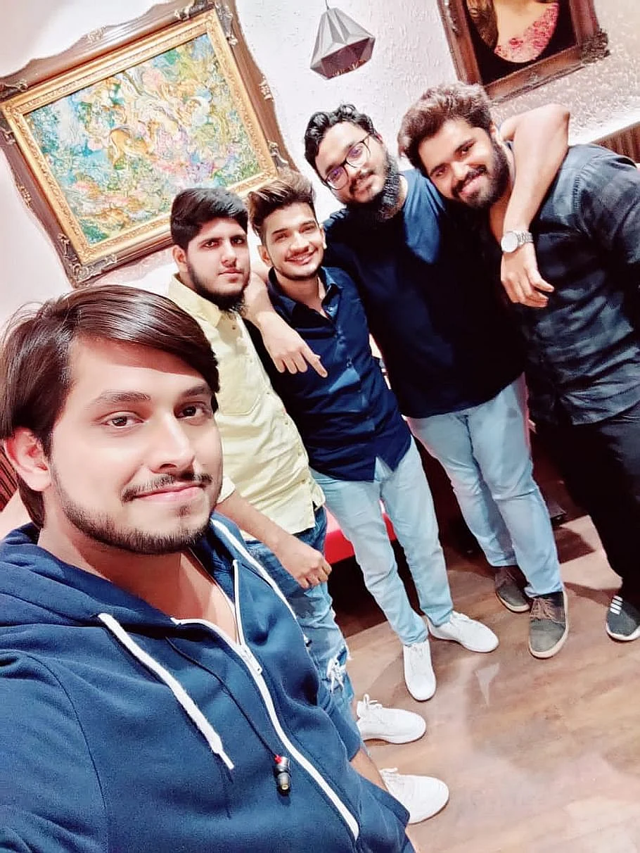 (From left) Sadakat, Abdullah, Munawar, Saad and Sagar hanging out after one of Munawar’s performances in a restaurant in Mumbai.