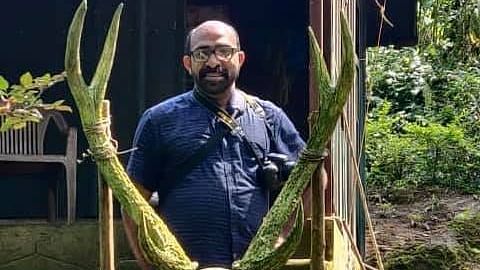 Father Jijo Kurian, a priest living in the Idukki district of Kerala, has built over a 100 small low-cost cabins for those who were struggling to find a safe shelter.