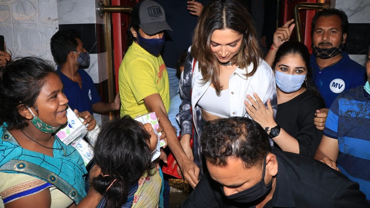  <p>Deepika Padukone was recently spotted at Khar.</p>