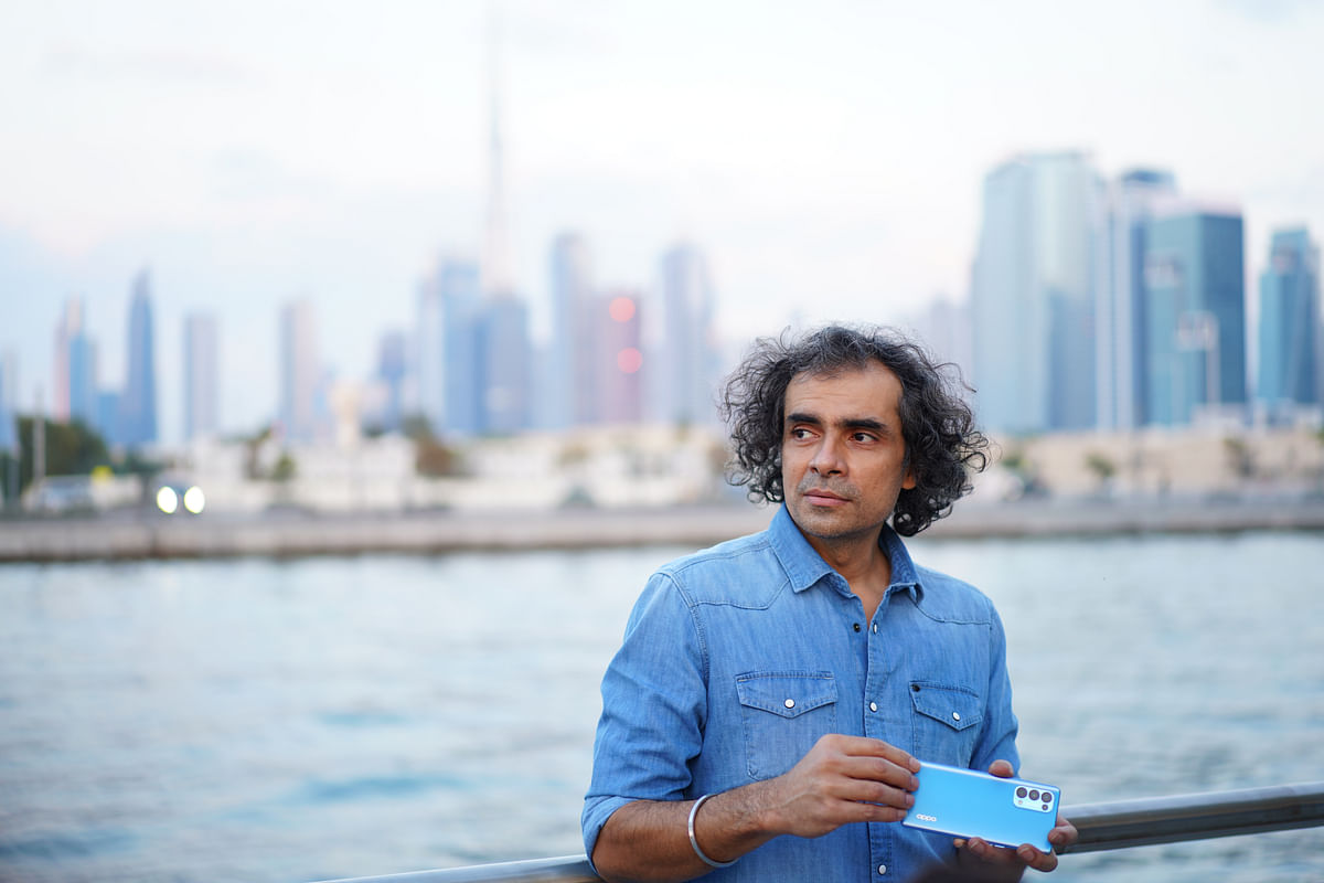 Imtiaz Ali has shot his latest short film Eyes for You on  OPPO Reno5 Pro 5G! Watch out for his hands-on experience.
