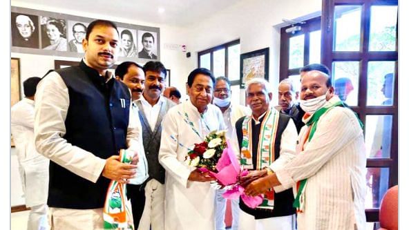 Madhya Pradesh Congress tweeted a photograph welcoming Babulal Chaurasia in the party on Wednesday.