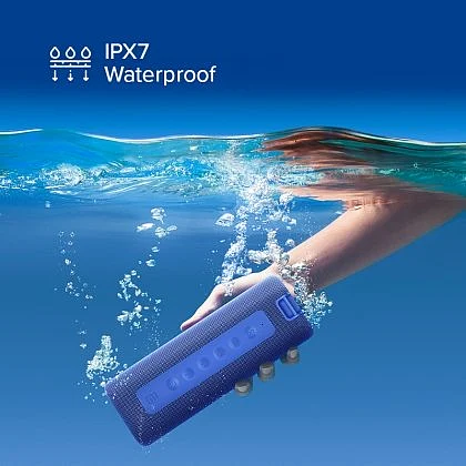 Mi Portable Bluetooth Speaker comes with an inbuilt microphone.