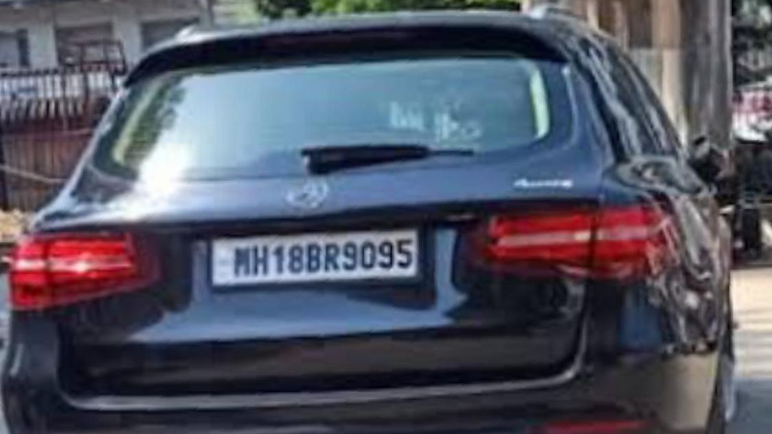  SUV case: NIA seize Mercedes driven by Mumbai cop Vaze