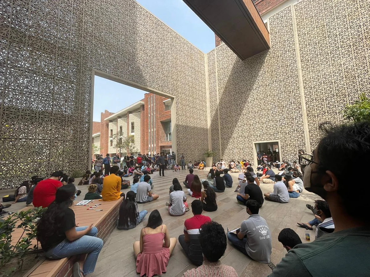 ‘Break Silence’: Ashoka Univ Students Protest After PB Mehta Quits
