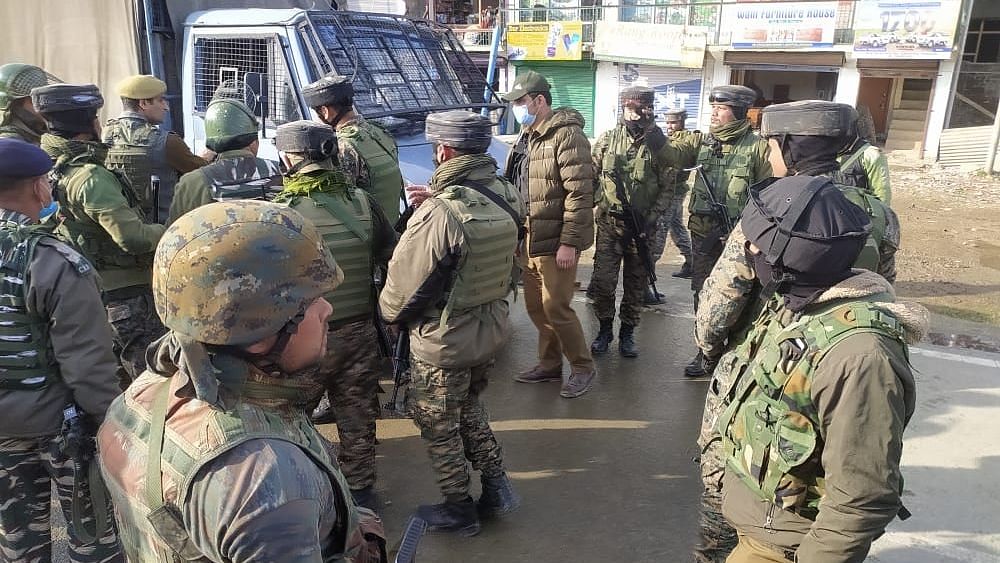CRPF Officer Killed in Militant Attack in Jammu and Kashmir's Pulwama
