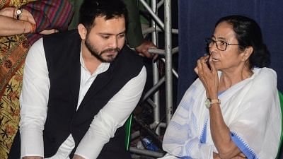 WB Polls: Tejashwi Yadav Meets Mamata Banerjee, Promises Support