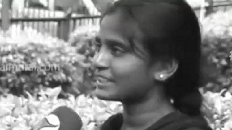 In the video, tweeted by Mafoi Pandiarajan, Anitha’s interviews have been used with a voiceover to make it look like she is speaking in favour of AIADMK.