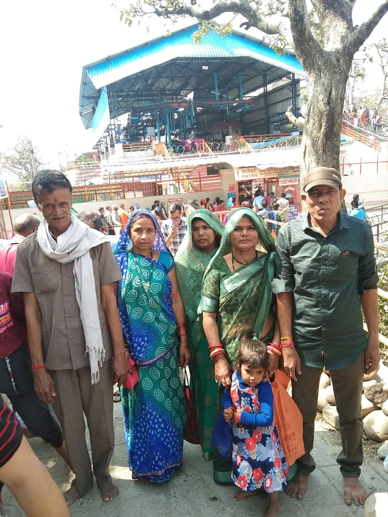 <div class="paragraphs"><p>After the Kumbh, the devotees from Vidisha proceeded ahead with their journey towards Naina Devi temple, Chandi Devi temple and Vaishno Devi temple in Jammu.</p></div>