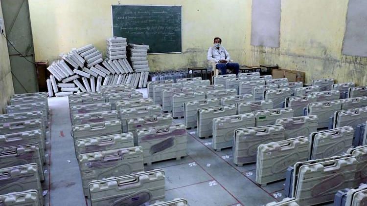 Recently, 3 Chennai Corporation officials were suspended for transporting two EVM and VVPAT machines of the booth.
