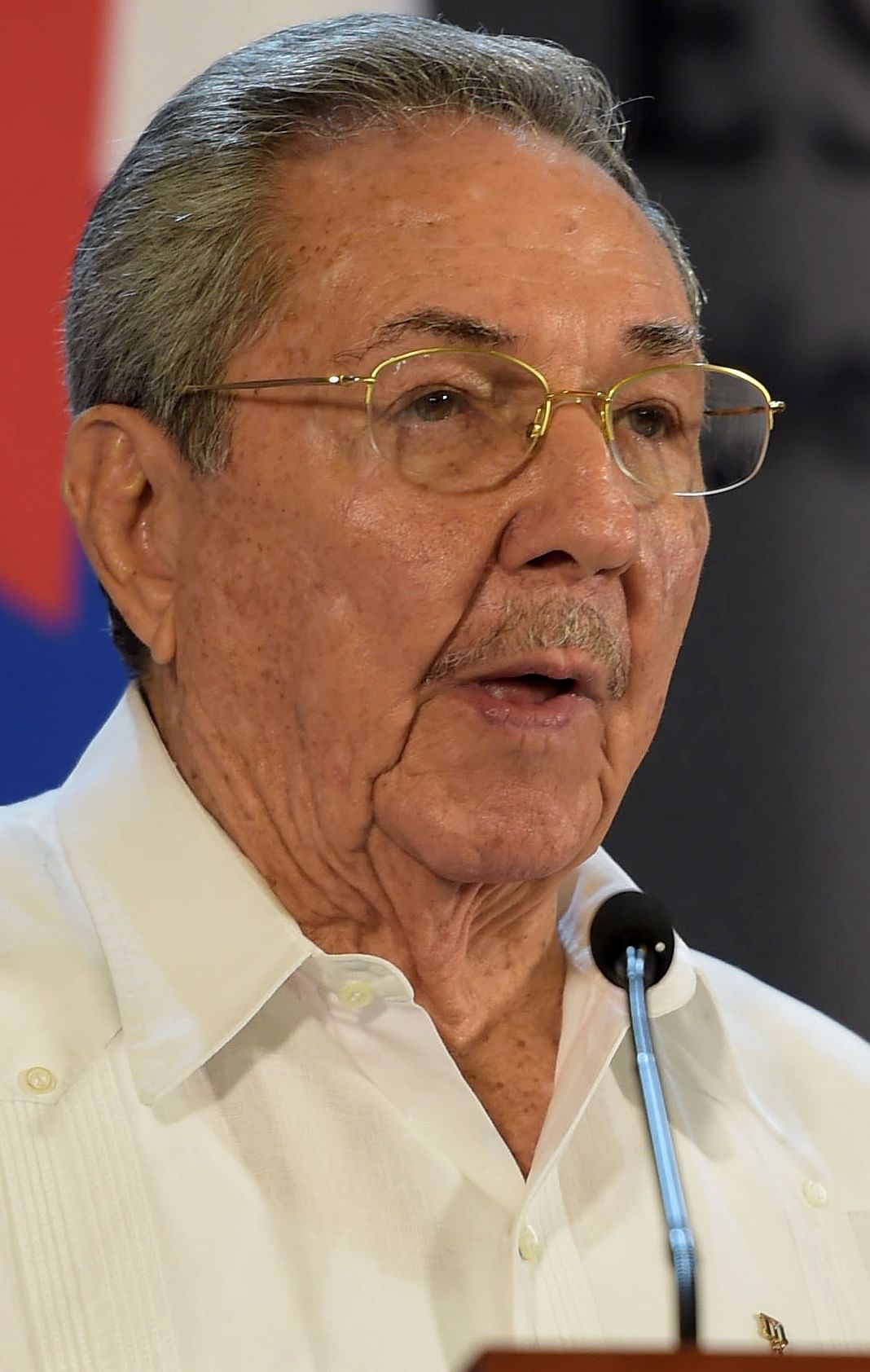 <div class="paragraphs"><p>Raul Castro on Friday, 18 April said that he is stepping down as the head of Cuba’s communist party.</p></div>