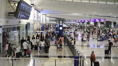 HK to Temporarily ban flights from India, Pak, Philippines