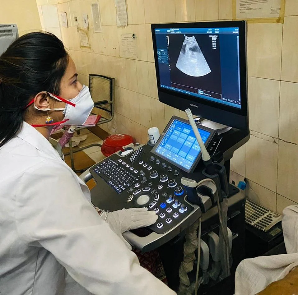 <div class="paragraphs"><p>Dr. Parikha Rampal checking a patient at RML hospital. </p></div>