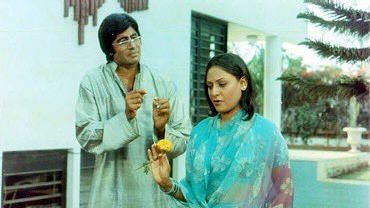 <div class="paragraphs"><p>Amitabh Bachchan and wife Jaya Bachchan</p></div>