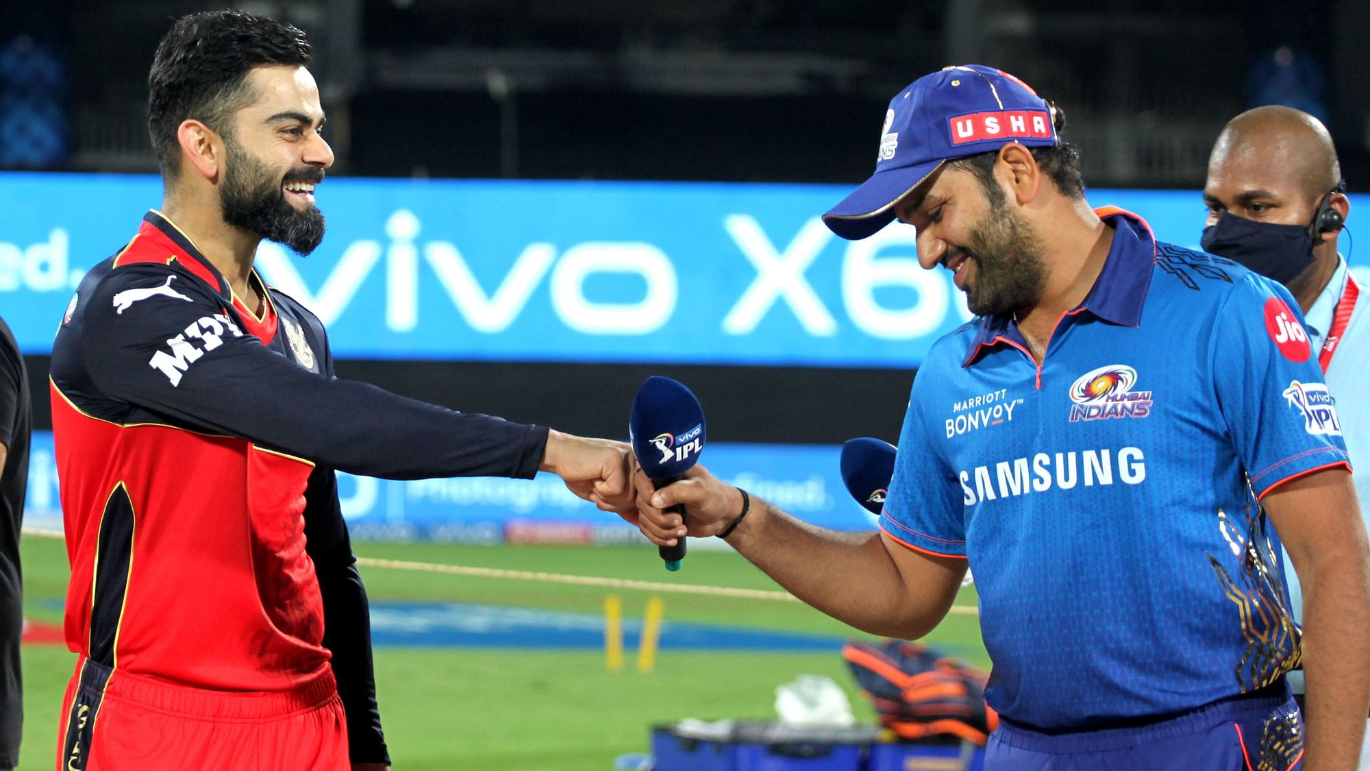 Virat Kohli and Rohit Sharma at the toss in the first game of IPL 2021.&nbsp;