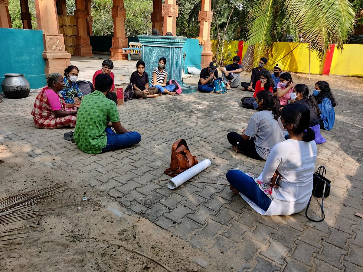 Students listening to fisherwomen at Kattupalli on how they have been displaced several times and the impact the proposed Adani port will have on their lives.
